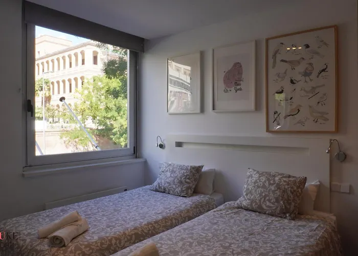 Almagro Apartments
